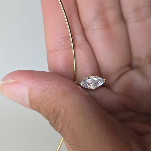 Nwt Non Tarnish Marquise Necklace - Picture 5 of 6